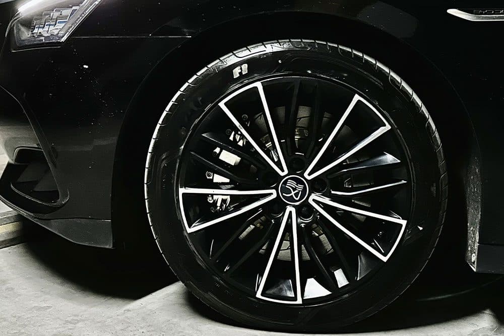 BYD Han DM-i — тормозной комплект SAVANINI