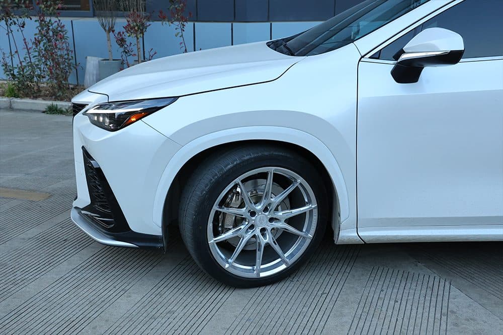 Lexus NX — тормозной комплект SAVANINI