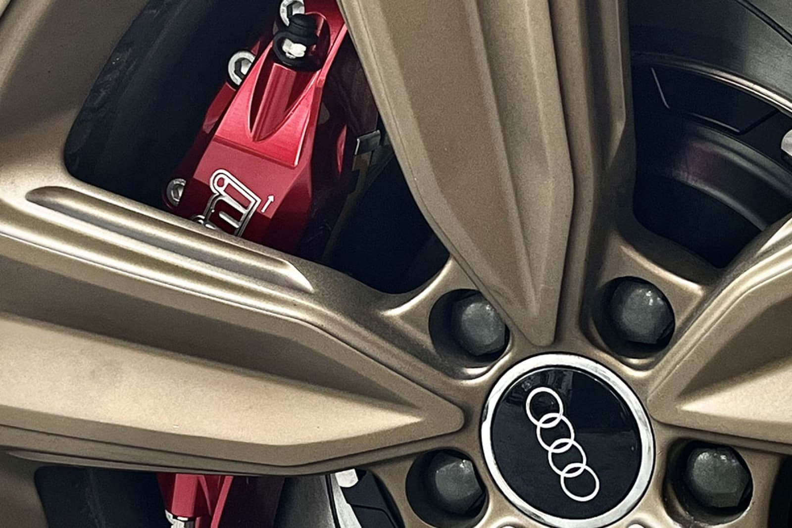 Audi S5 — Комплект 6-поршневой S67A · диск 380 мм — фото 2