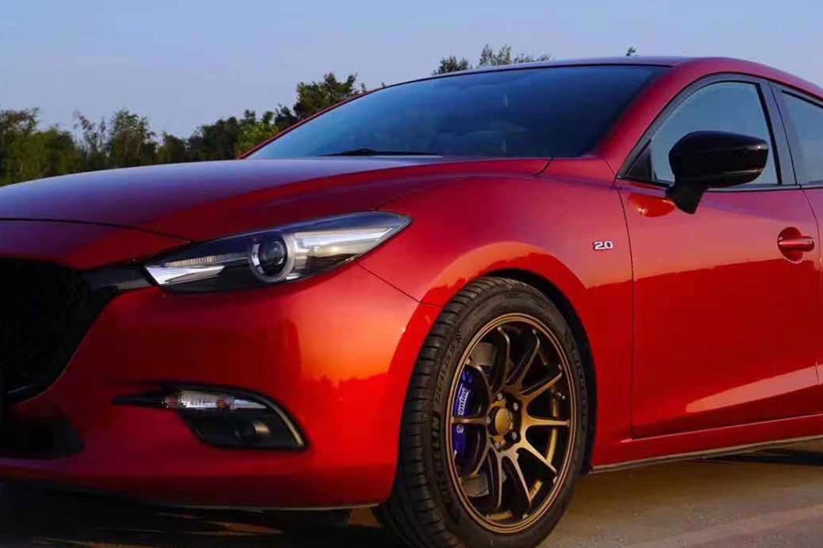 Mazda 3 Axela с тормозным комплектом SAVANINI