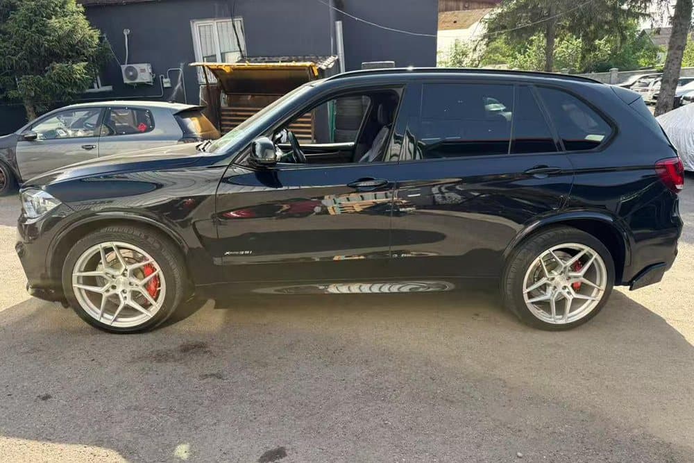 BMW X5 — установка SAVANINI — фото 8