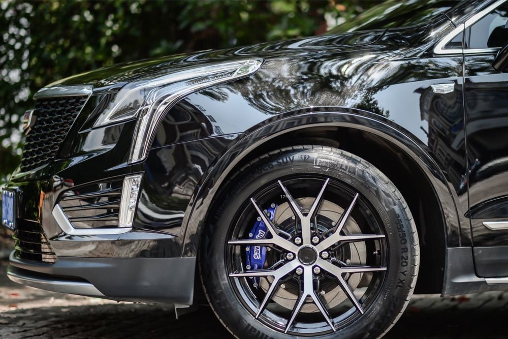 Cadillac XT5 — установка SAVANINI — фото 3