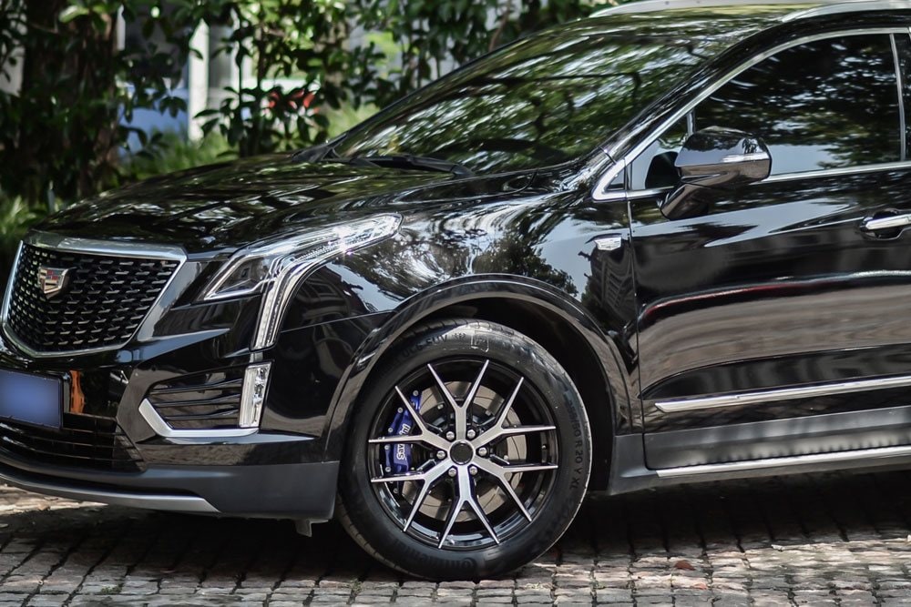 Cadillac XT5 — установка SAVANINI — фото 6