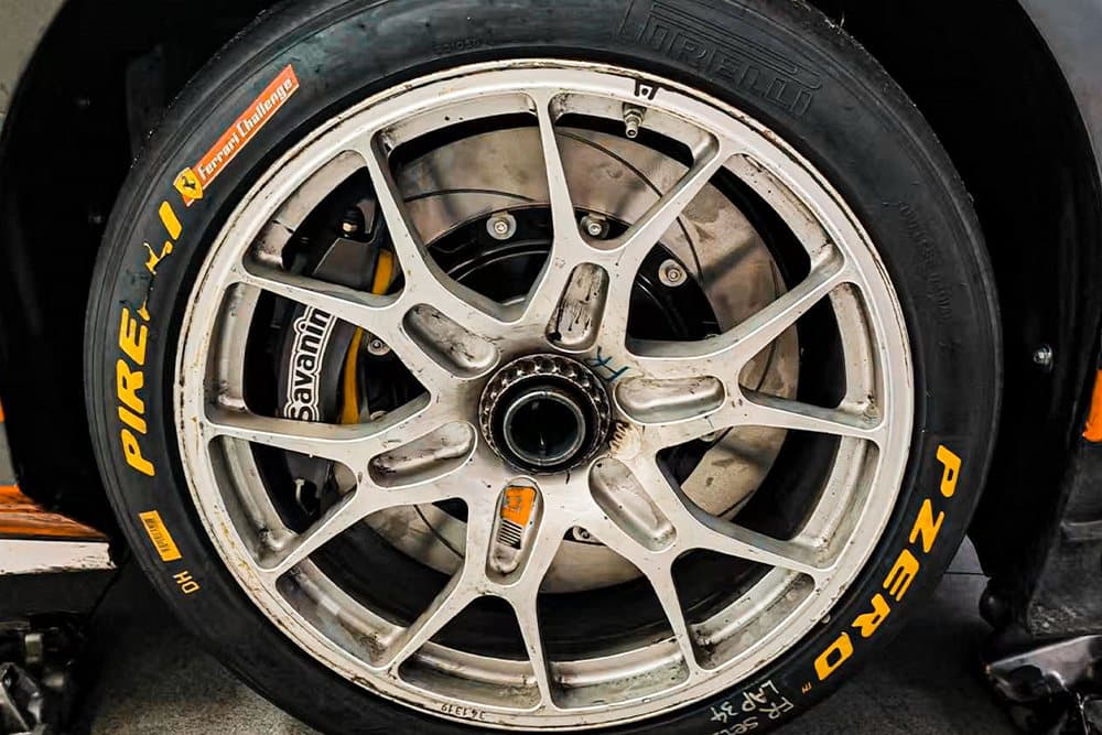 Ferrari 488 Challenge — установка SAVANINI — фото 4