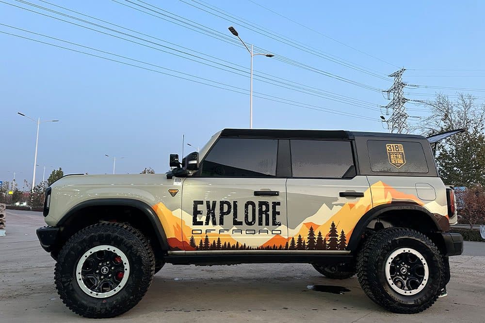 Ford Bronco с тормозным комплектом SAVANINI