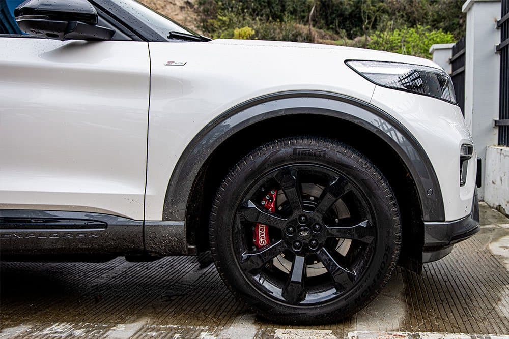 Ford Explorer — тормозной комплект SAVANINI