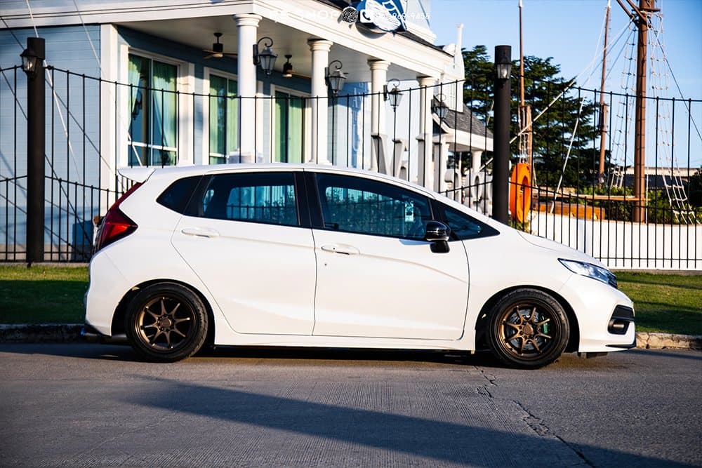 Honda Fit (GK5) — установка SAVANINI — фото 4