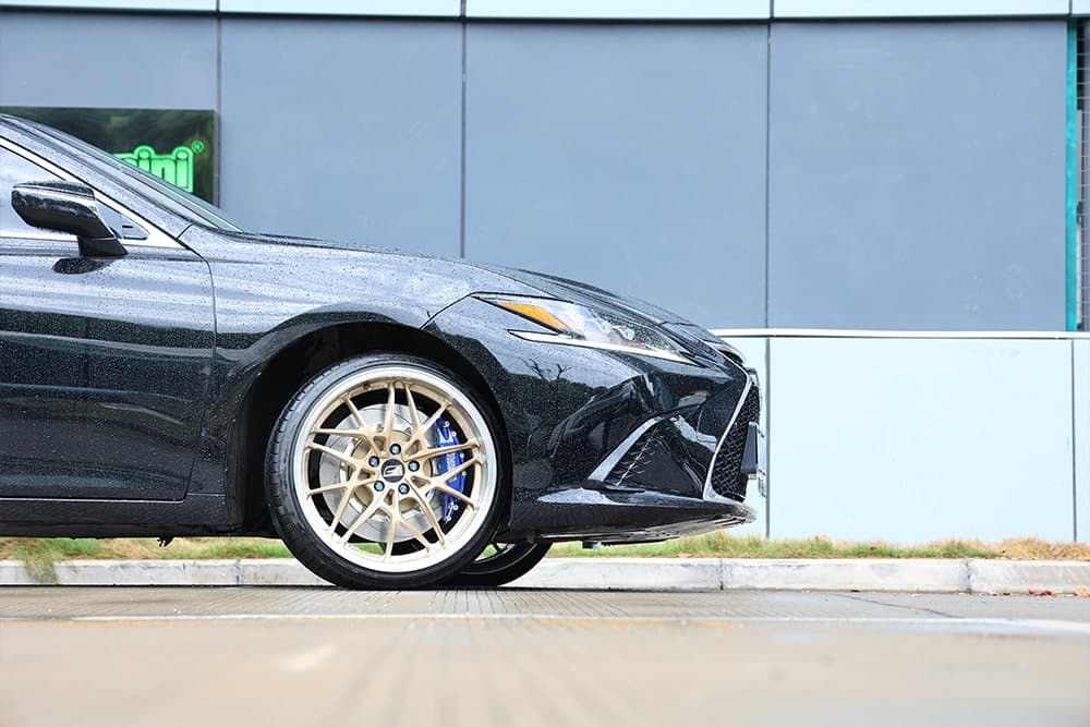 Lexus ES — установка SAVANINI — фото 4