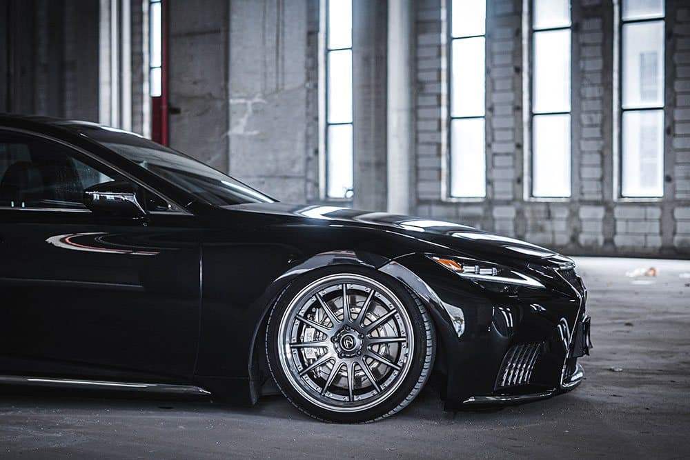 Lexus LS — тормозной комплект SAVANINI