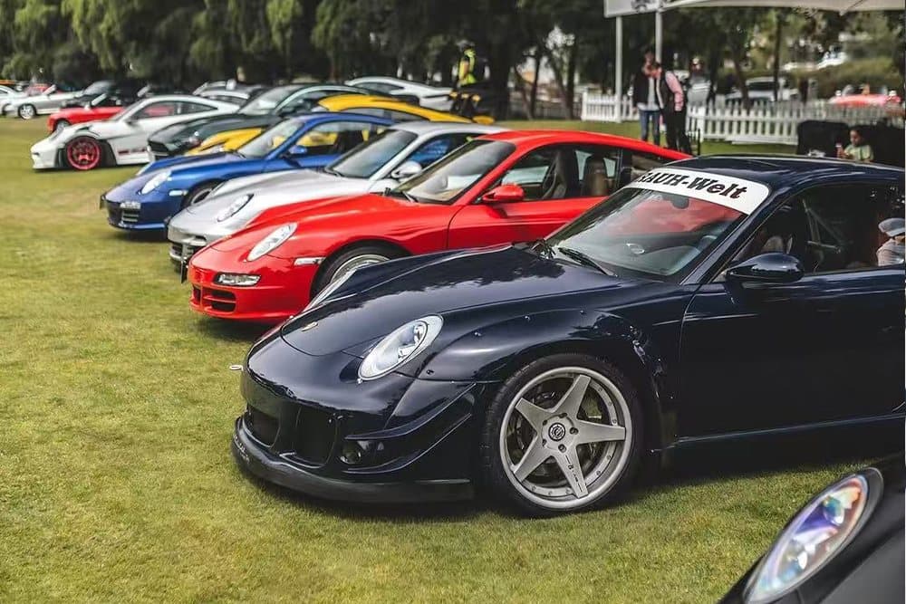 Porsche 911 с тормозным комплектом SAVANINI