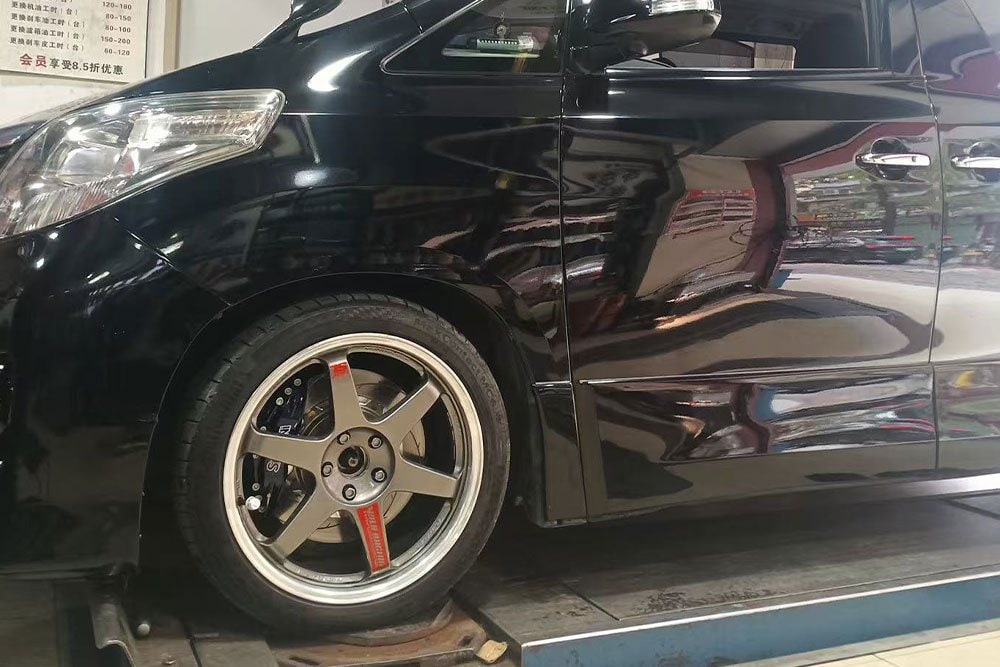 Toyota Alphard — установка SAVANINI — фото 8