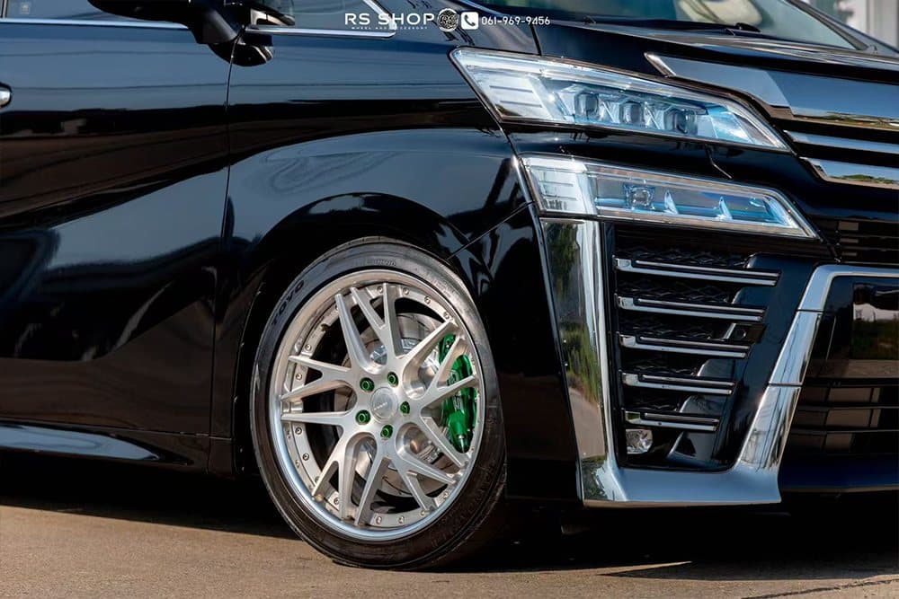 Toyota Vellfire — установка SAVANINI — фото 2