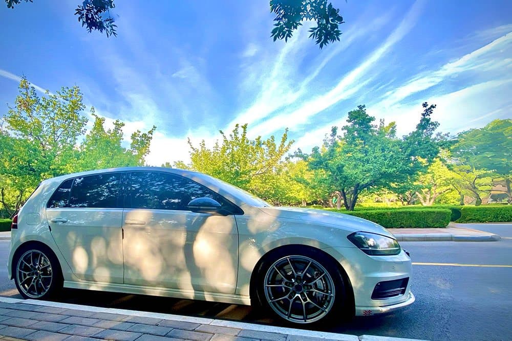 Volkswagen Golf 7 с тормозным комплектом SAVANINI