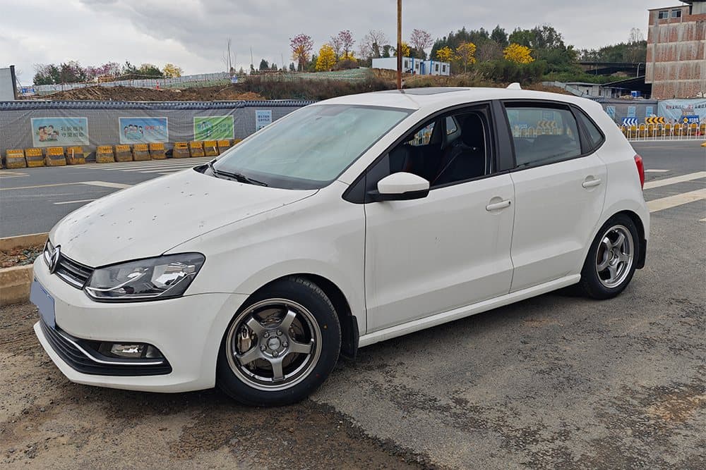 Volkswagen Polo — установка SAVANINI — фото 2