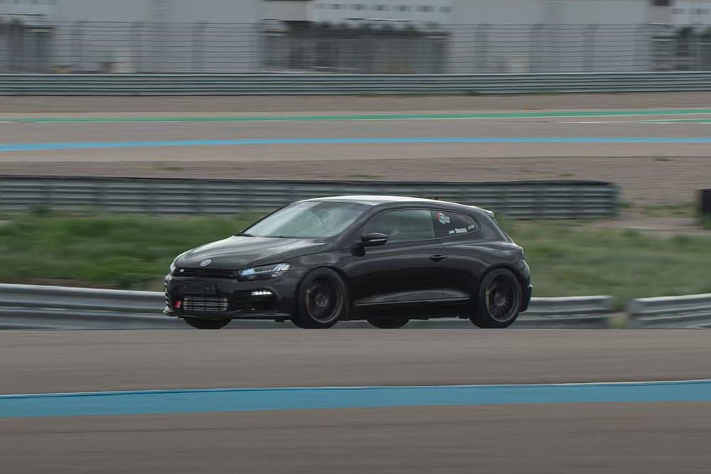 Volkswagen Scirocco — установка SAVANINI — фото 7