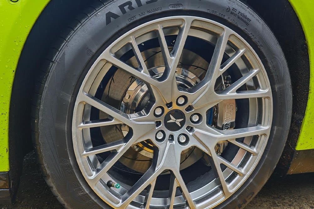 Xpeng P7 — установка SAVANINI — фото 4