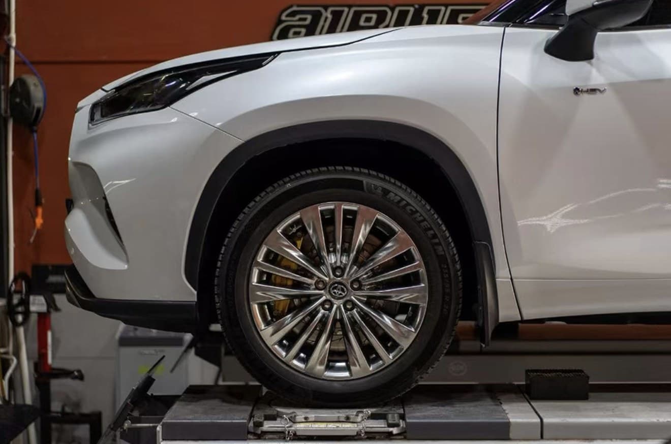 Toyota Highlander — установка SAVANINI — фото 2