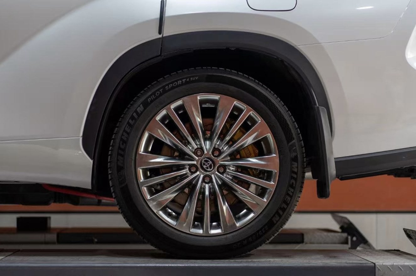 Toyota Highlander — установка SAVANINI — фото 3