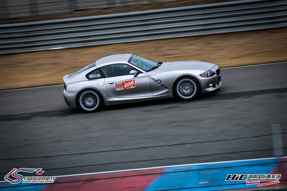 BMW Z4 Coupe — тормоза SAVANINI S66A · диски 355 мм — фото 3